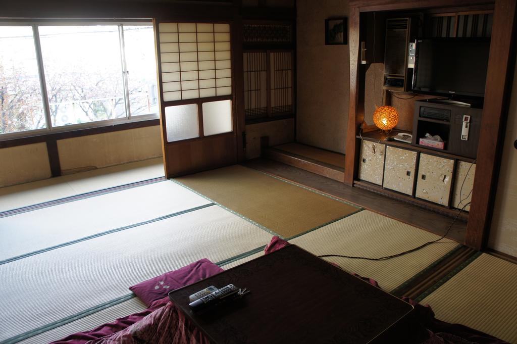 Miyoshiya Ryokan Tanabe Extérieur photo